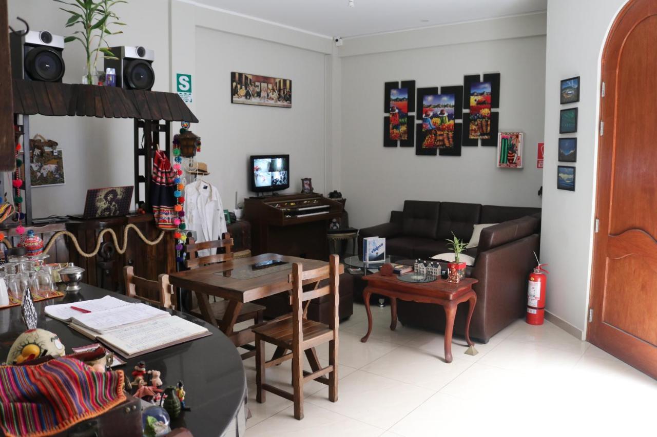 Tierras Viajeras Hostel Cultural Lima Bagian luar foto